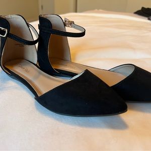 DREAM PAIRS Flapointed Flats